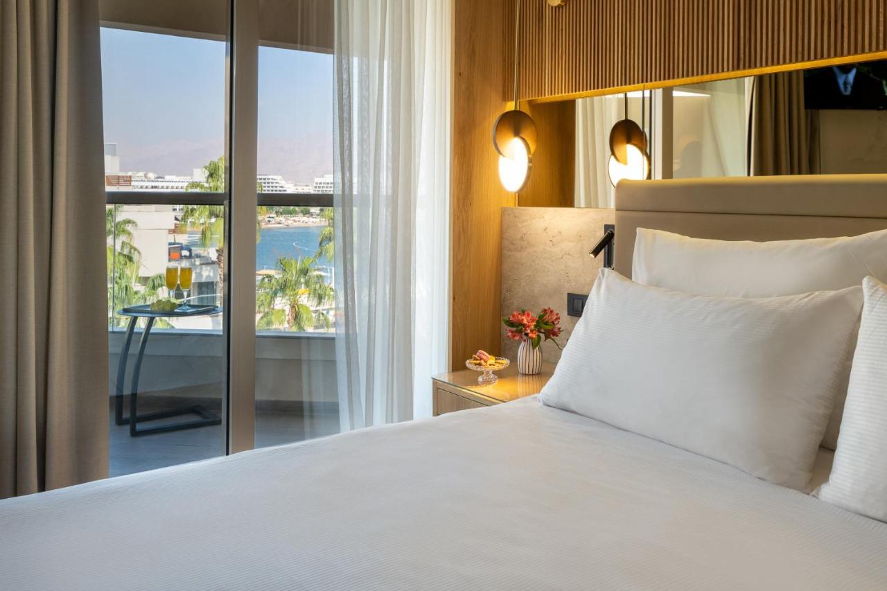 Aria Hotell Eilat Exteriör bild Deluxe room