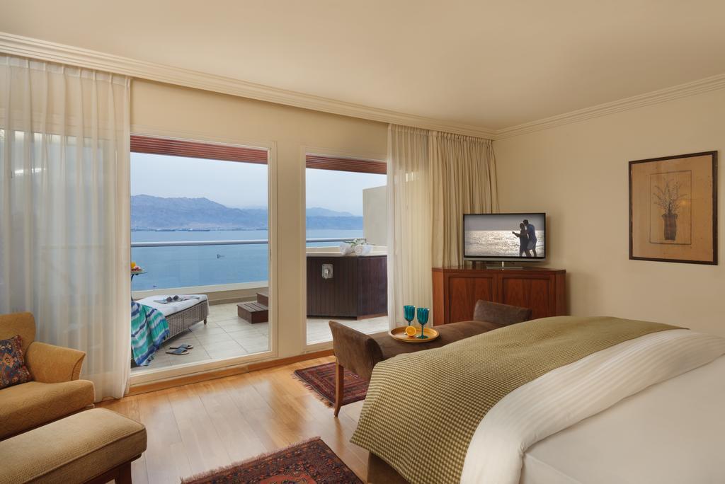 Aria Hotell Eilat Exteriör bild A bedroom at the hotel